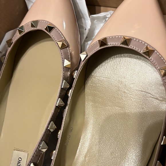 Valentino Garavani Rockstud Patent ballet flats. In very good condition. - Picture 8 of 17